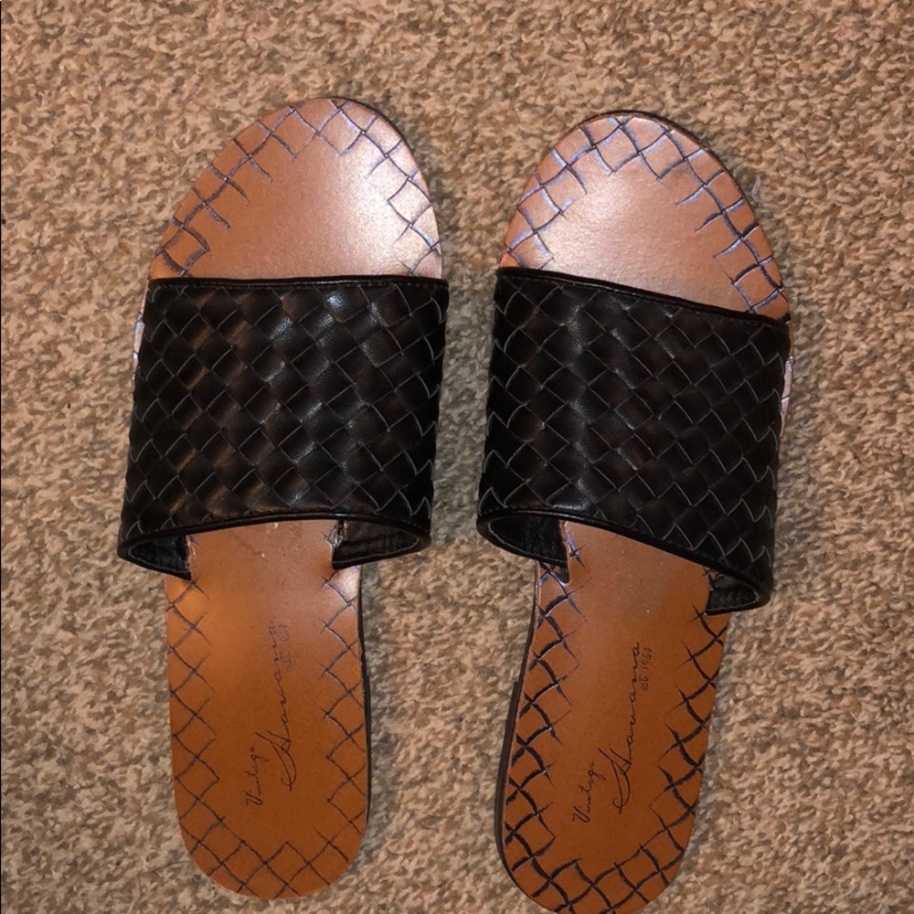 DSW Vintage Havana Slides